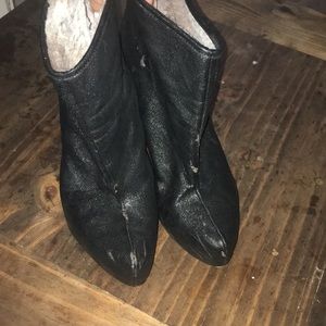 Black BCBG generation bootie heels